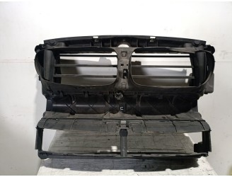 Recambio de calandra delantera de radiador para bmw 5 touring (f11) 535 d referencia OEM IAM 51747200787 51747200787 