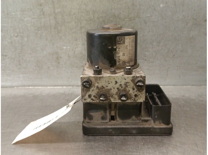 Recambio de abs para seat leon (1m1) 1.6 16 v referencia OEM IAM 1J0614117G 1J0698117D 10020600774