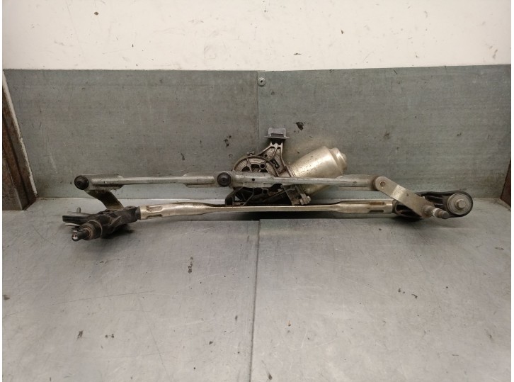 Replacement front wiper motor for Renault Fluence Z.E. OEM IAM reference 288000007R 288000007R 