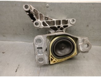 Recambio de soporte motor derecho para renault fluence z.e. referencia OEM IAM 112100032R 112107874R 