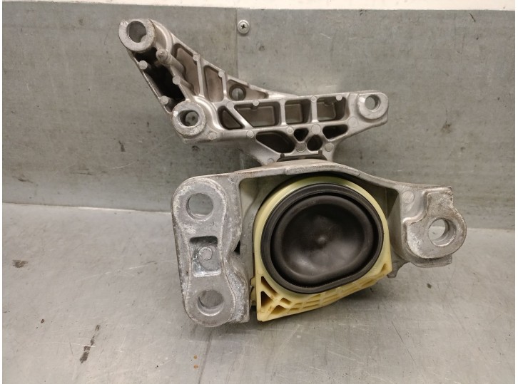 Replacement right engine mount for Renault Fluence Z.E. OEM IAM reference 112100032R 112107874R 