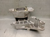 Replacement right engine mount for Renault Fluence Z.E. OEM IAM reference 112100032R 112107874R 