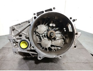 Recambio de caja cambios para mitsubishi grandis (na_w) 2.0 di-d (na8w) referencia OEM IAM A5Z18444 2500A177 