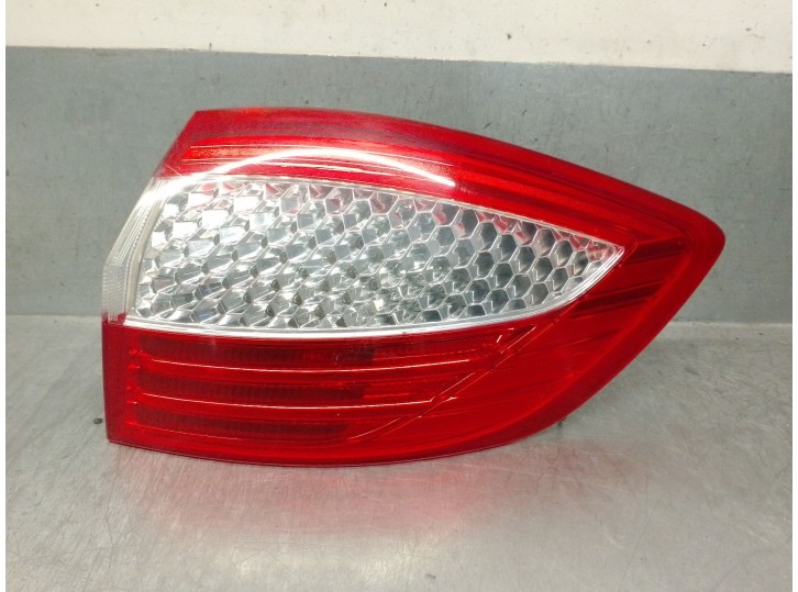 Recambio de piloto trasero derecho para ford mondeo iv (ba7) 2.0 tdci referencia OEM IAM 7S7113404B 1486778 