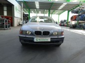 bmw 5 (e39) del año 2000