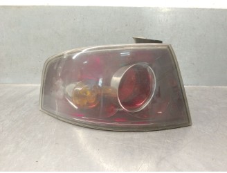 Recambio de piloto trasero izquierdo para seat ibiza iii (6l1) 1.9 tdi referencia OEM IAM 6L6945095E 6L6945111D 