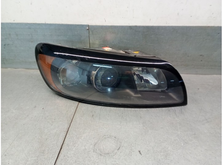 Recambio de faro derecho para volvo c30 (533) 2.0 d referencia OEM IAM 31214542 31335214 