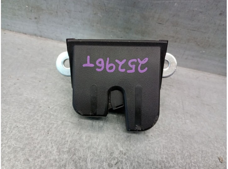 Recambio de cerradura maletero / porton para seat toledo iii (5p2) 2.0 tdi 16v referencia OEM IAM 5P5827505B 5P5827505B 
