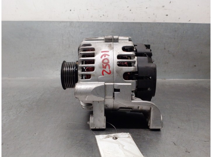 Recambio de alternador para bmw x3 (e83) xdrive 18 d referencia OEM IAM WA78044 12317797661 