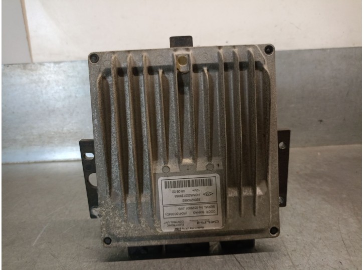 Recambio de centralita motor uce para renault clio ii (bb_, cb_) 1.5 dci (b/cb07) referencia OEM IAM 8200250662 