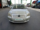 toyota avensis sedán (_t25_) del año 2003