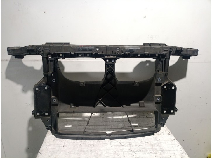Recambio de panel frontal para bmw 1 (e81) 116 d referencia OEM IAM 51647193192 51647193192 