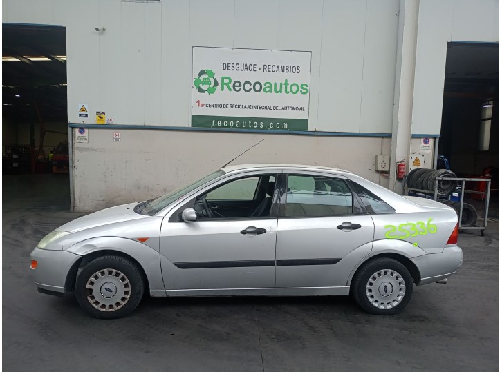 FORD FOCUS I SEDÁN (DFW)