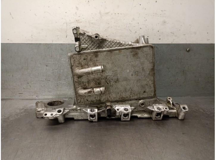 Recambio de intercooler para volkswagen caddy furgón/kombi 2.0 tdi referencia OEM IAM 04L129766BK 04L129711D 