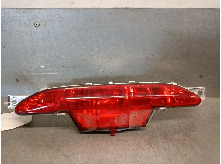 Recambio de piloto trasero central para opel mokka 1.2 (76) referencia OEM IAM 9674308980 