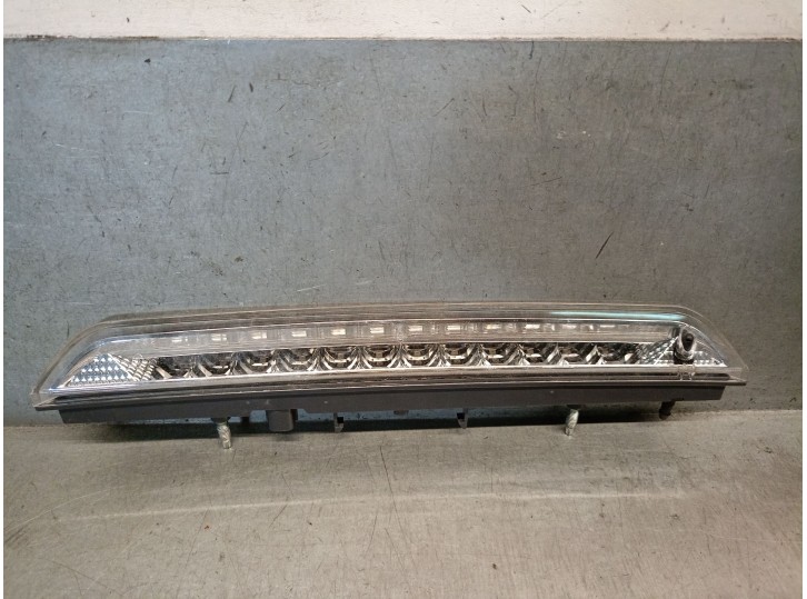 Recambio de luz central de freno para opel mokka 1.2 (76) referencia OEM IAM 9688016380 