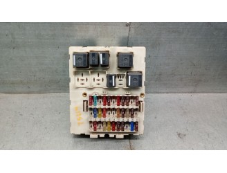 Recambio de caja reles / fusibles para ford tourneo connect 1.8 tdci referencia OEM IAM 2T1T14A073BD 
