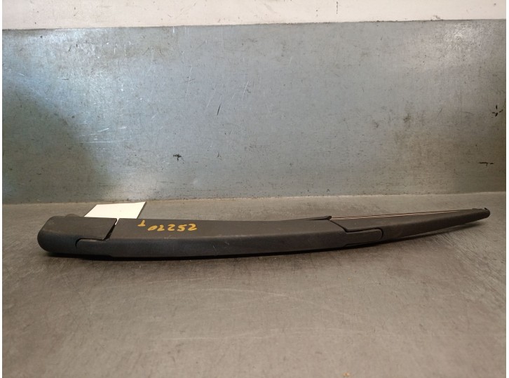 Recambio de brazo limpia trasero para opel mokka 1.2 (76) referencia OEM IAM HN05 