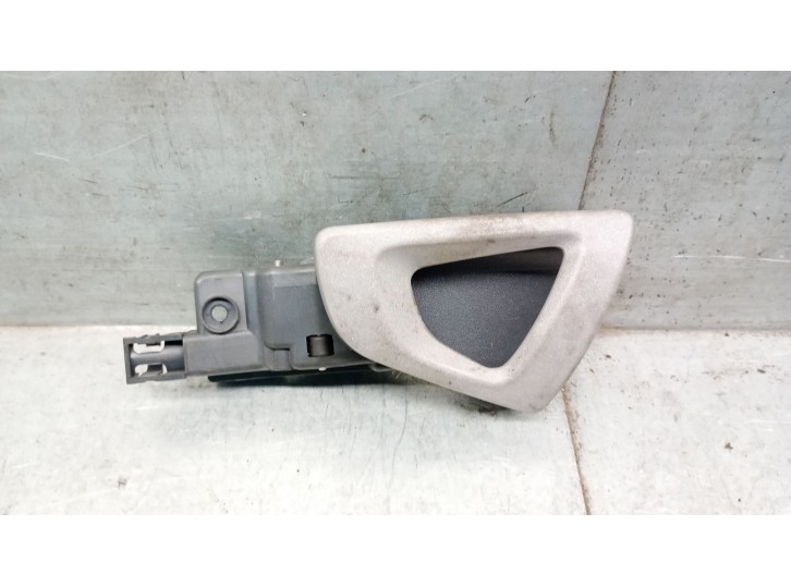 Recambio de maneta interior delantera izquierda para smart forfour (454) 1.5 cdi (454.001) referencia OEM IAM A4547600161 A45476