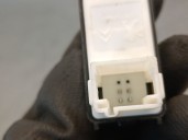 Recambio de mando elevalunas trasero derecho para opel mokka 1.2 (76) referencia OEM IAM 98044803ZD 