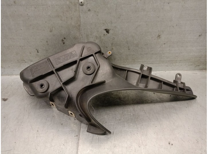 Replacement molding for BMW R 850 C/R 1200 C/CL OEM IAM reference 2328796 46632328796 