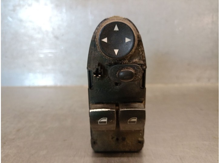 Recambio de mando elevalunas delantero izquierdo para bmw 1 (e81) 116 d referencia OEM IAM 9167154 61319216522 