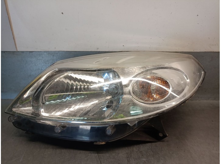 Recambio de faro izquierdo para dacia sandero (bs_) 1.5 dci referencia OEM IAM 8200733878 8200733878 