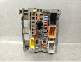 Recambio de caja reles / fusibles para citroën berlingo furgoneta/monovolumen (b9) 1.6 hdi 90 referencia OEM IAM 9675878480 194