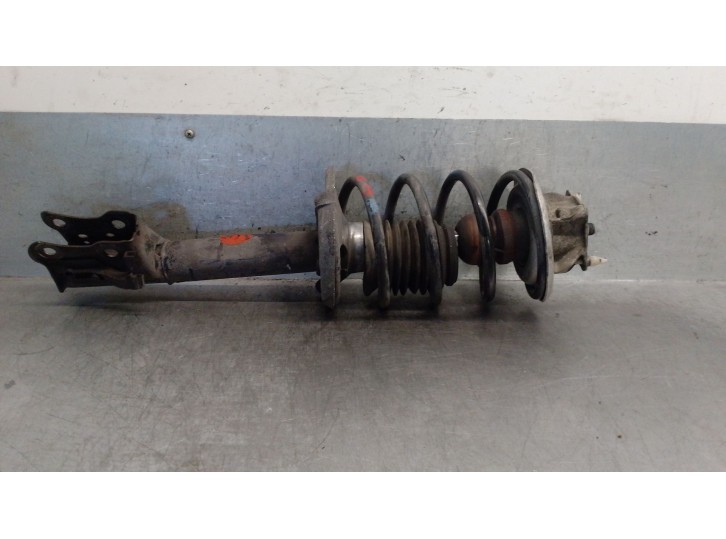 Recambio de amortiguador delantero izquierdo para mercedes-benz clase a (w168) a 160 (168.033, 168.133) referencia OEM IAM A1683