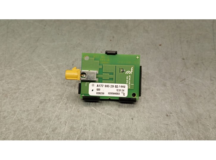 Recambio de antena para mercedes-benz gle coupe (c167) gle 350 de 4-matic (167.306) referencia OEM IAM A1779052902 