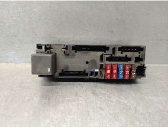 Recambio de caja reles / fusibles para mercedes-benz clase c (w202) c 220 cdi (202.133) referencia OEM IAM A0005400172 05376110