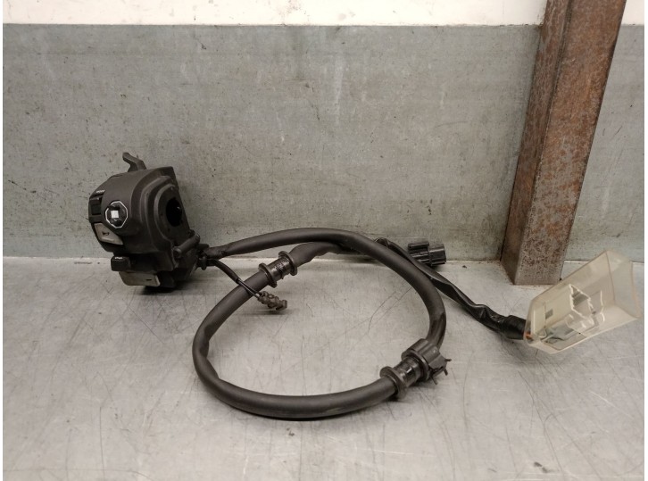 Recambio de piña luces izquierda para honda nc nc 750 x dct (rh09) referencia OEM IAM 35200MKWD02 35200MKWD02 