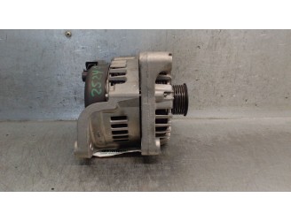 Recambio de alternador para bmw 1 (e81) 116 d referencia OEM IAM 0986082200 12317802261 