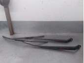 Recambio de brazo limpia delantero derecho para toyota auris (_e15_) 2.2 d (ade157_, ade151_) referencia OEM IAM 8521102180 8521