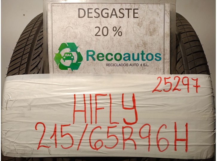 Second-hand tyre/s for kia carnival ii (gq) 2.9 crdi OEM IAM reference 21565R1596H