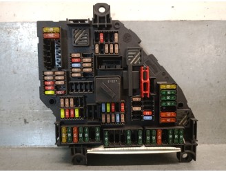 Replacement relay / fuse box for bmw 5 touring (f11) 535 d OEM IAM reference 923442301