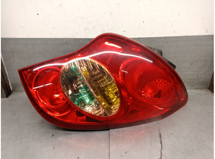 Second-hand right rear light for ssangyong korando (ck) 2.0 OEM IAM reference 8360234100 8360234100