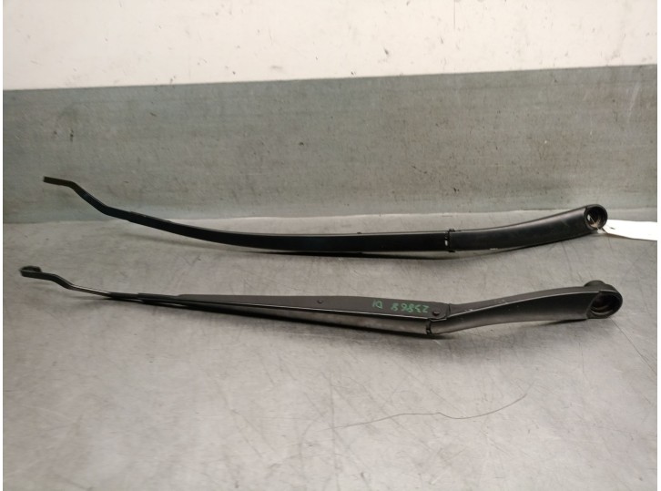 Replacement right front wiper arm for Kia EV6 CV/ F5E22 / E11B11 OEM IAM reference 98311CV000 98321CV000 