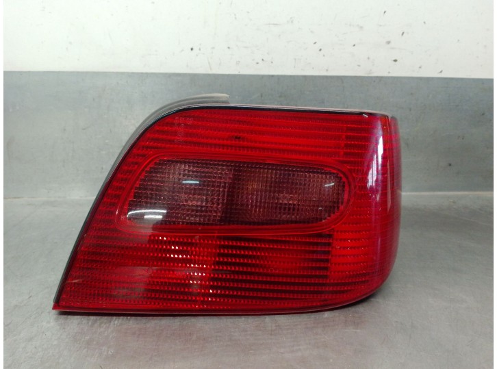 Rear right tail light spare part for Citroën Xsara (N1) 2.0 HDI 109 OEM IAM reference 6351P0 6351P0