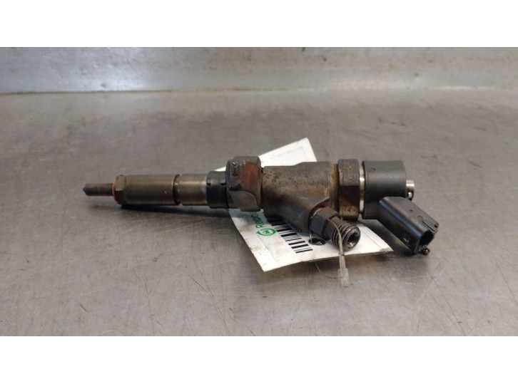 Replacement injector for citroën xsara (n1) 2.0 hdi 109 OEM IAM reference 9641742880 9641742880 0445110076