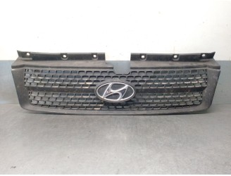 Recambio de rejilla delantera para hyundai matrix (fc) 1.5 crdi vgt referencia OEM IAM 8656117400 8656117400 