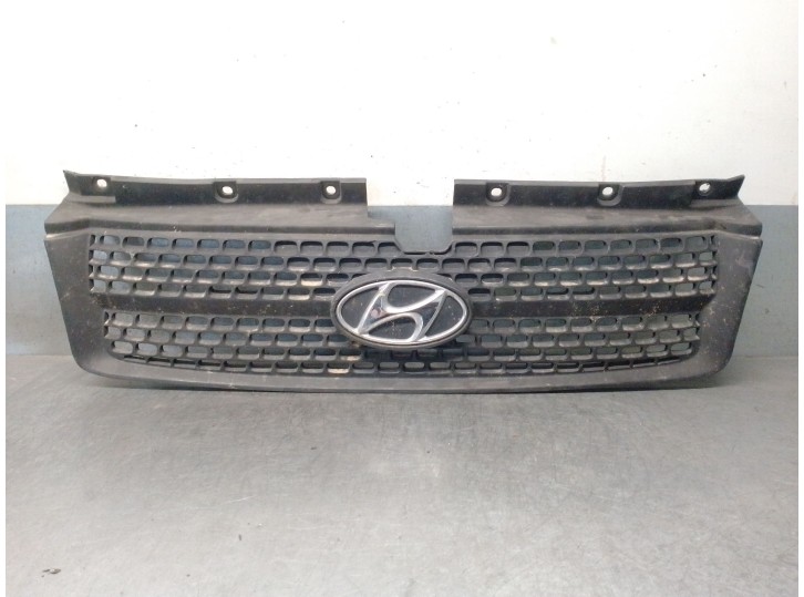 Second-hand front grille replacement part for hyundai matrix (fc) 1.5 crdi vgt OEM IAM reference 8656117400 8656117400