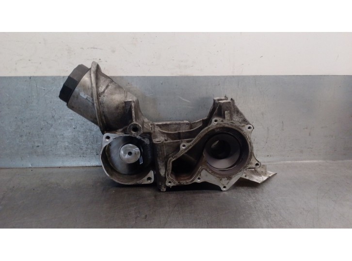 Second-hand oil filter bracket replacement part for honda civic viii hatchback (fn, fk) 2.2 ctdi (fk3) OEM IAM reference 15405RS