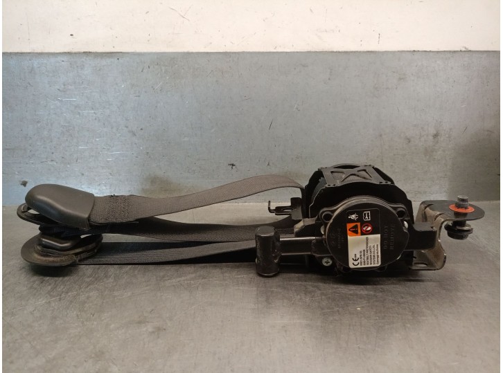Second-hand left rear seat belt replacement for ssangyong rexton (y400, y450) 2.2 xdi 4 wheel drive (poe) OEM reference