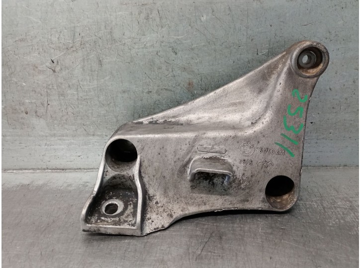 Second-hand left engine mount for bmw 5 (e39) 525 d OEM IAM reference 6750441 22116750441