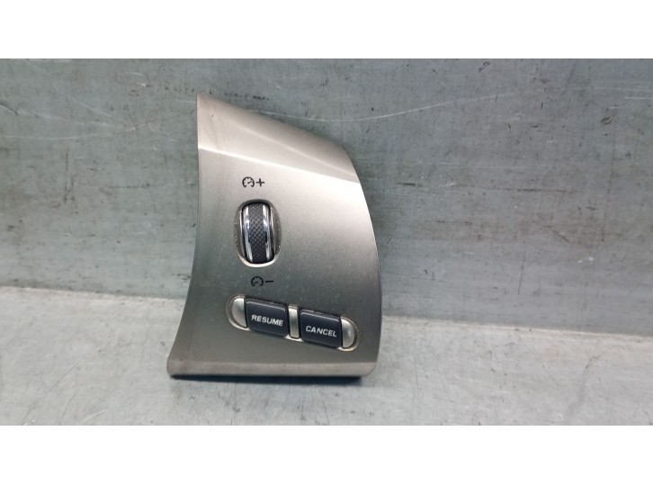 Recambio de mando volante para jaguar xf i (x250) 3.0 d referencia OEM IAM 8X2314K147BA C2Z4250