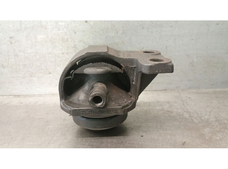 Second-hand right engine mount for kia carnival ii (gq) 2.9 crdi OEM IAM reference 0K55439060A 0K55439060A