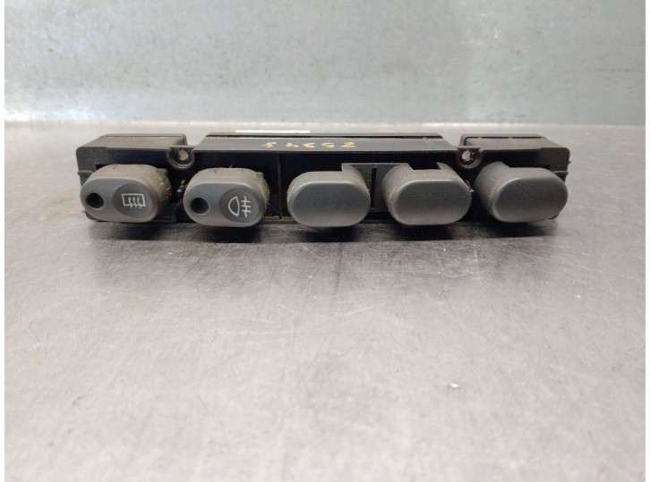 Recambio de mando multifuncion para fiat punto (176_) 1.7 td referencia OEM IAM 182962660 182962660 