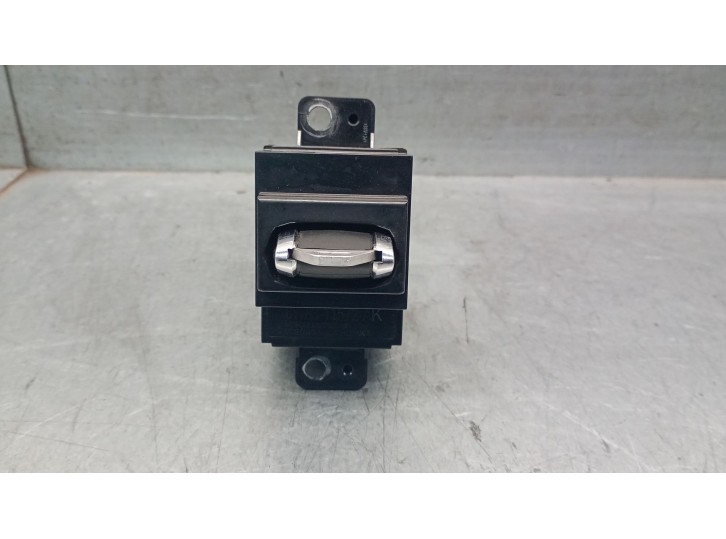 Ignition switch spare part for jaguar xf i (x250) 3.0 d OEM IAM reference 6W8311572AK C2P20114