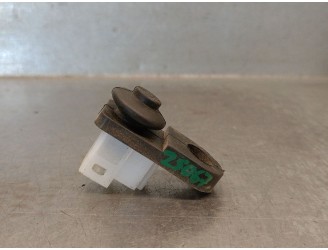 Replacement switch for ssangyong rexton (y400, y450) 2.2 xdi 4-wheel drive (poe) OEM IAM reference 8573008000